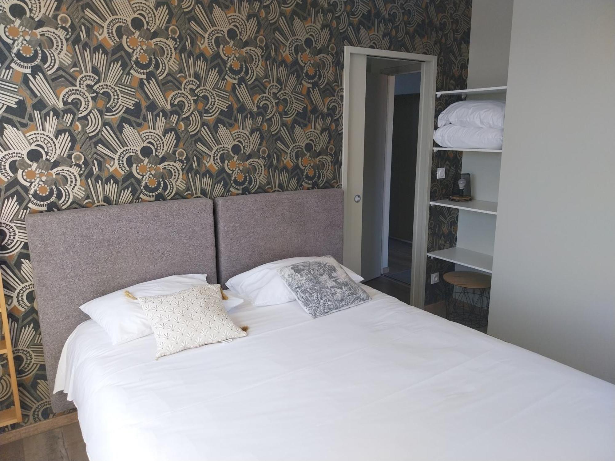 Logis Hotel Restaurant Cruzel Maurs Экстерьер фото